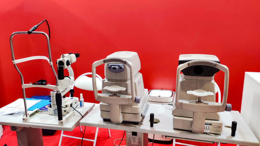 Офтальмологическое оборудование на медицинской выставке