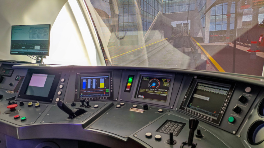 Симуляция движения на тренажёре электропоезда ЭС2Г «Ласточка»