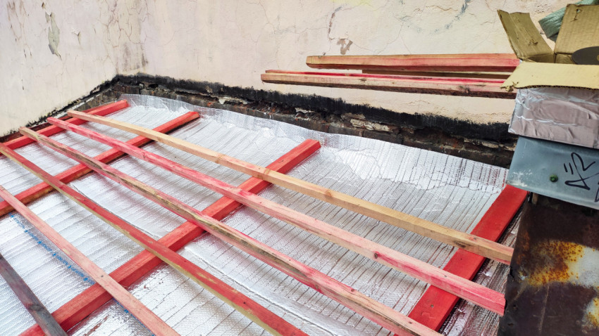 Деревянная обрешётка на утеплённой кровле