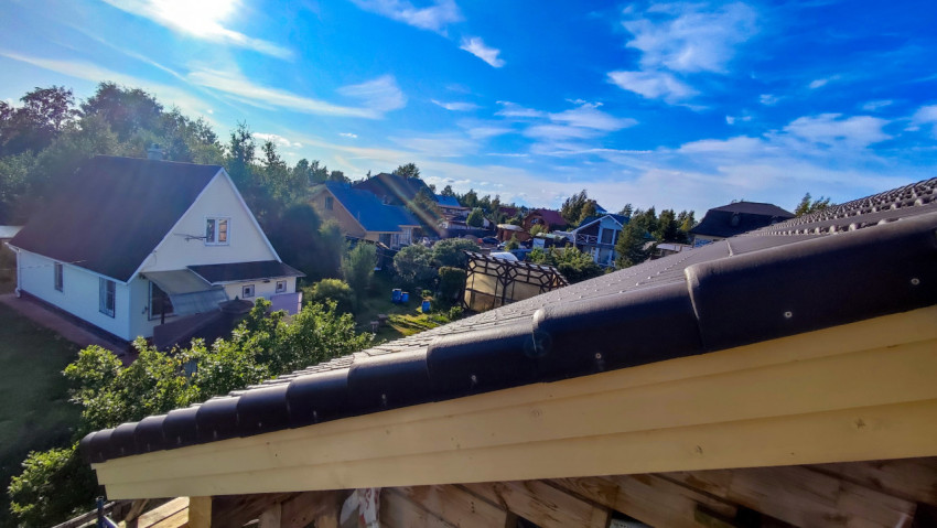 Вид на жилой район с крыши дома