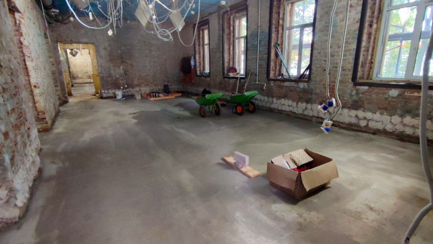 Внутренние работы: демонтаж и подготовка стен под отделку