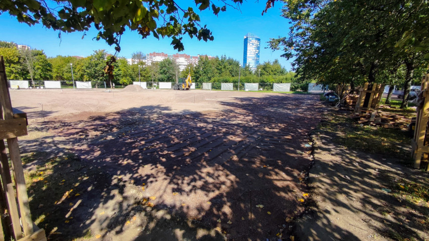 Подготовка основания для благоустройства территории в парке