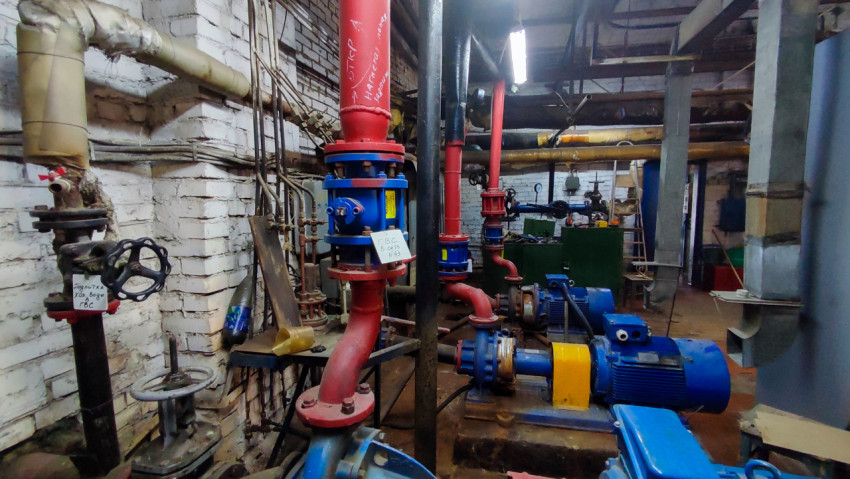 Насосная группа ГВС с трубопроводами и арматурой