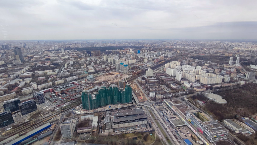 Смешанная застройка и транспортные коридоры Москвы, снятые с Останкинской башни