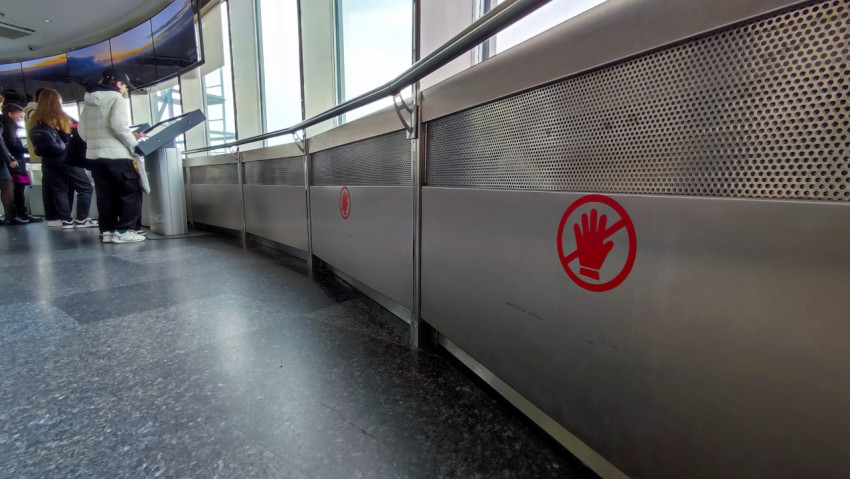 Внутренний зал смотровой площадки Останкинской телебашни