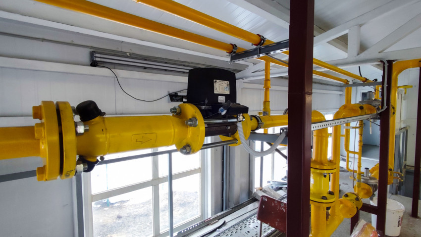 Газопровод с автоматическим клапаном отсечки