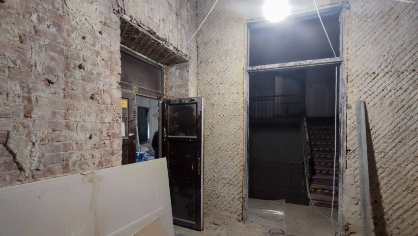 Холл старого здания в процессе внутренней реконструкции
