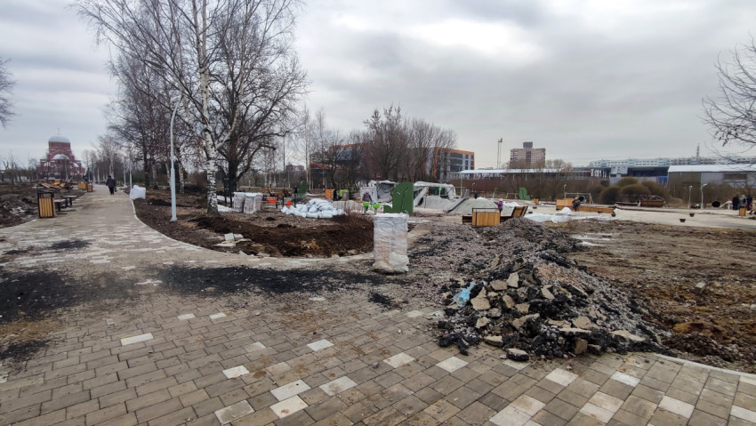 Работы по благоустройству парка с установленными игровыми элементами