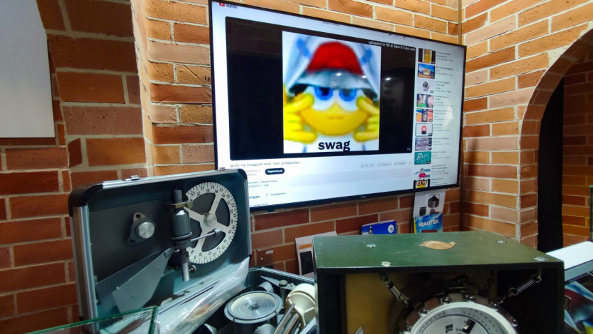 Полевой метеорологический комплект КМП на выставочном стенде ВДНХ