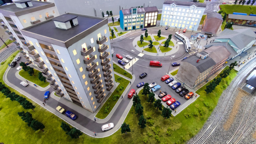 Жилой квартал и трамвайное кольцо на макете транспортной системы