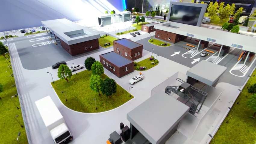 Масштабный макет транспортно-досмотрового комплекса в экспозиции ВДНХ