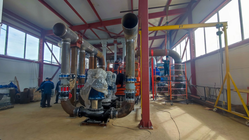 Монтаж трубопроводов и насосного оборудования в котельной