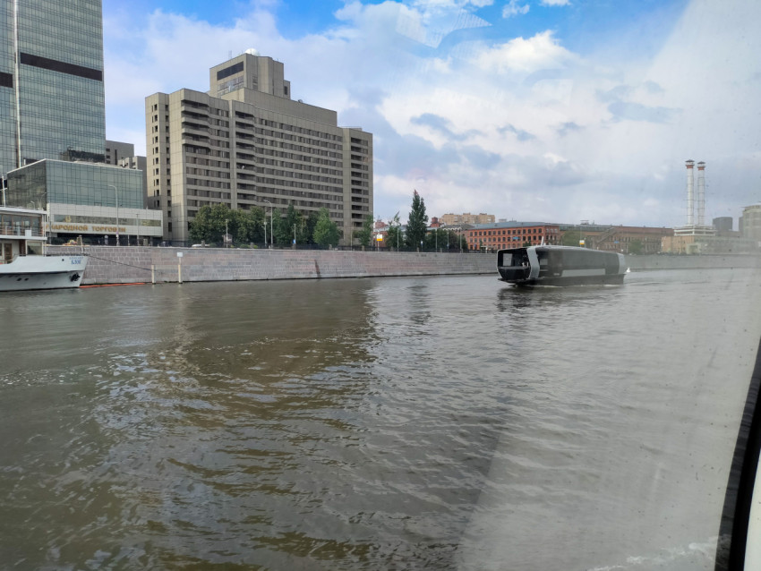 Речной пассажирский транспорт в центральной части Москвы