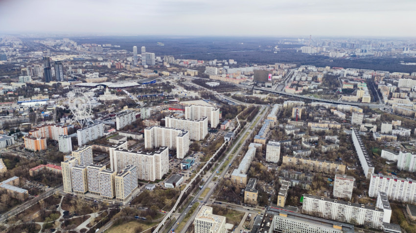 Район ВДНХ с высоты смотровой площадки Останкино