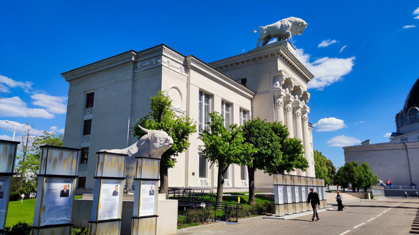 Павильон «Мясная промышленность» ВДНХ