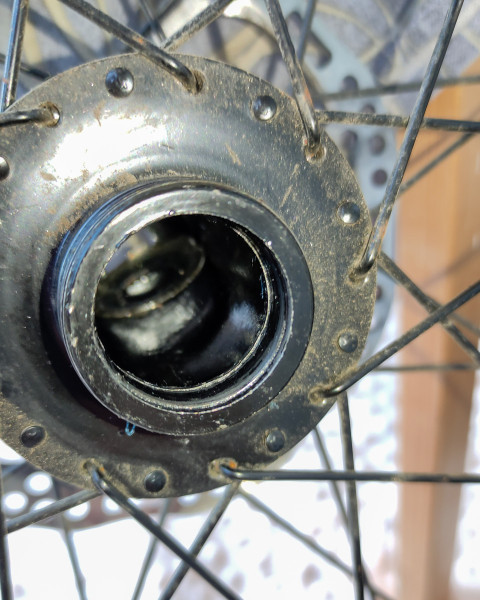 Втулка велосипедного колеса крупным планом