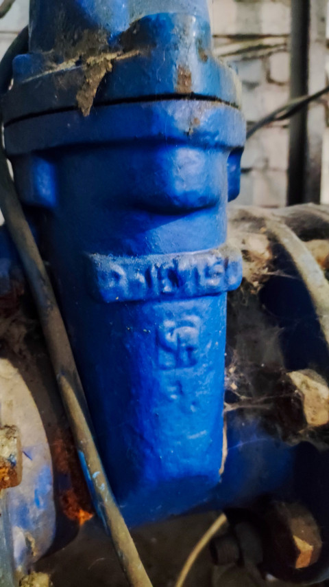 Задвижка DN150 с маркировкой на корпусе