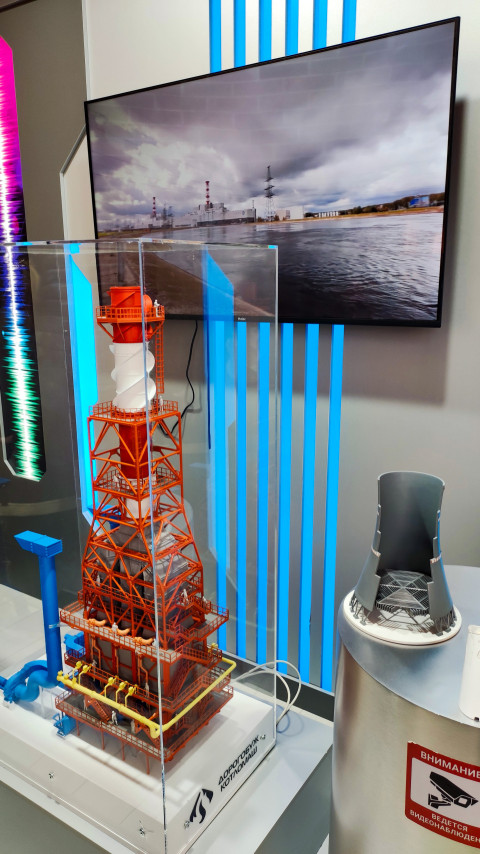 Макет промышленной установки на выставочном стенде